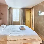 Latin Apartment